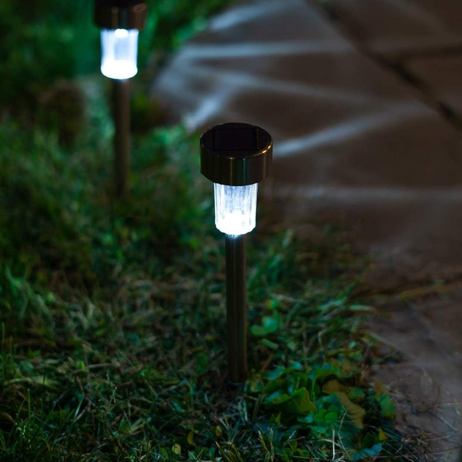 9140A Solar Panel Led Spike Spot Light Landscape Garden Yard Path Lawn Outdors Solar Lamps, Waterproof Outdoor Decorative Landscape Lights for Garden, Patio, Yard, Walkway (MOQ :- 24) 9140A Solar Panel Led Spike Spot Light Landscape Garden Yard Path Lawn Outdors Solar Lamps, Waterproof Outdoor Decorative Landscape Lights for Garden, Patio, Yard, Walkway (MOQ :- 24)